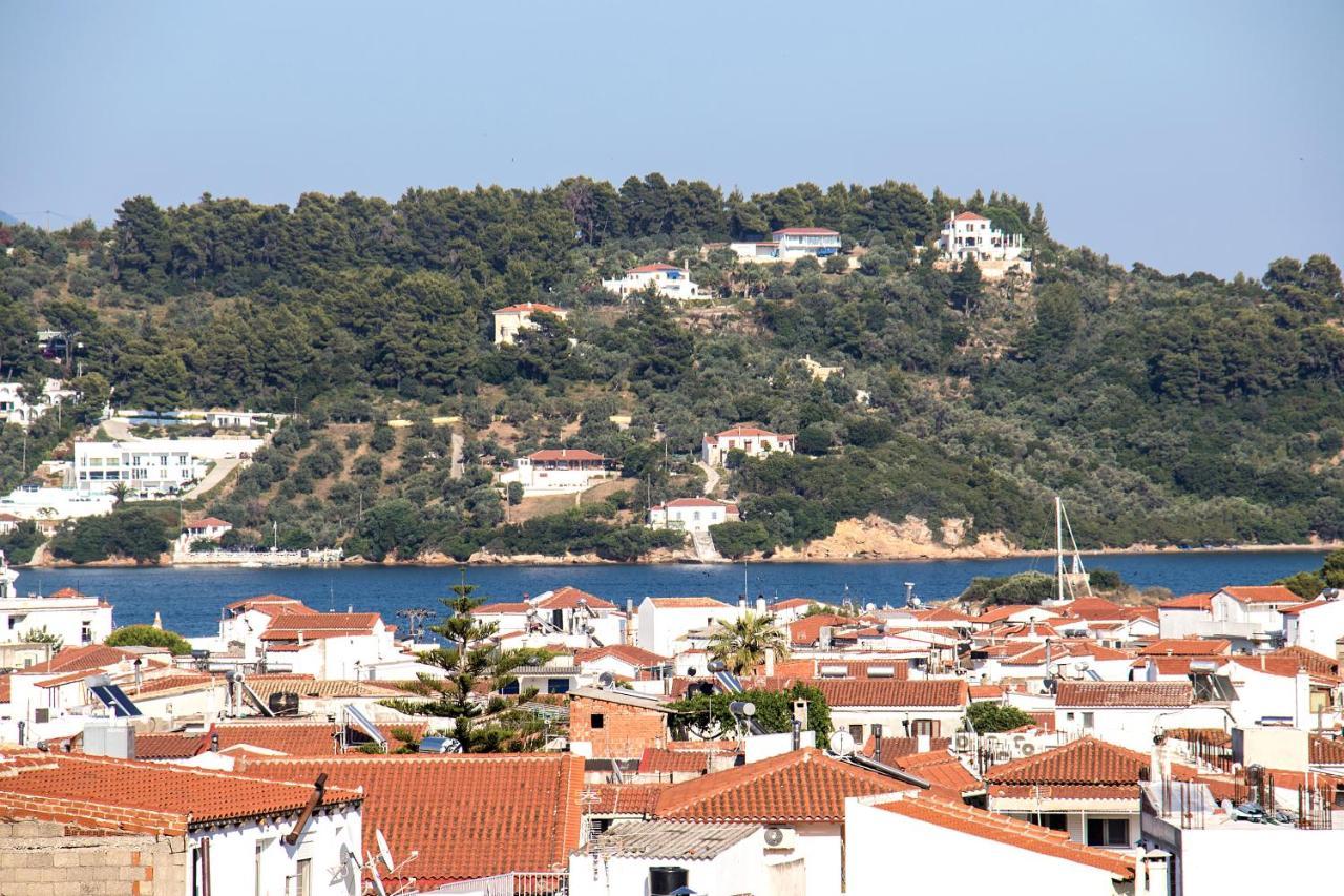 D & E Apartments Città di Skiathos Esterno foto
